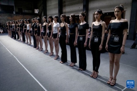 中国国际时装周（春季）模特大面试拉开帷幕